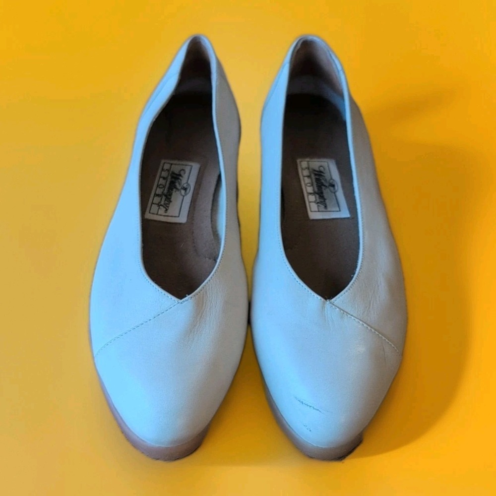 Worthington Sport Bali Leather Slip On Flats Women's 8.5 M Ivory Loafer GUC